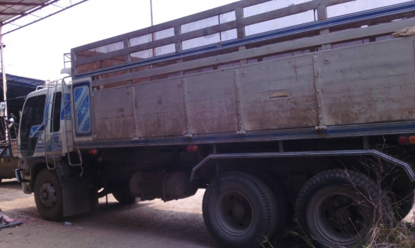 ขายด่วนรถสิบล้อดั้มFM3Hเครือง195แรงม้ารถสวยลดสุดๆๆๆๆๆๆๆ