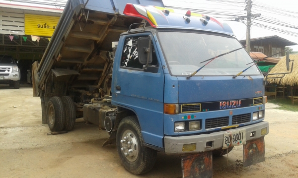 หกล้อ อีซูซุ NPR115แรง(สั่งลุยแท้).ดั้มสามมิตรปี38 ราคา 555,000บ แอร์ ซ่วงล่างหน้าFหนัง F รถสภาพดีเดิมๆพร้อมลุย ทะเบียนพร้อมโอน ครับ