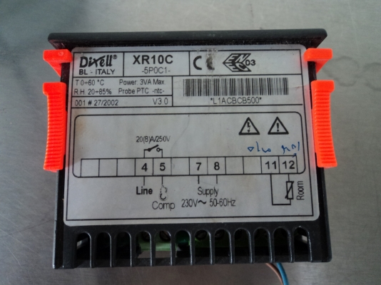 ตัวควบคุมอุณหภูมิ สำหรับตู้แช่หรือแอร์ในห้อง ตัวควบคุมอุณหภูมิ สำหรับตู้แช่หรือแอร์ในห้อง
