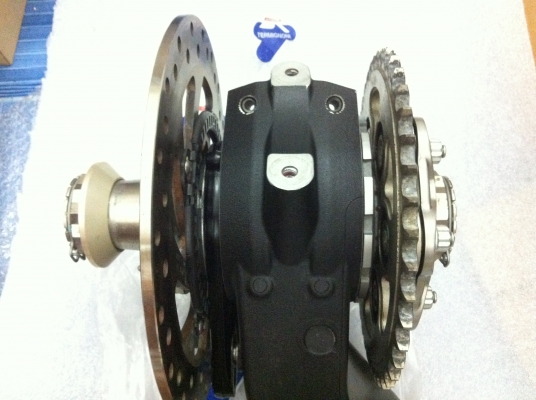 ชุดเบรคหลัง Ducati Diavel (ราคายกชุด)