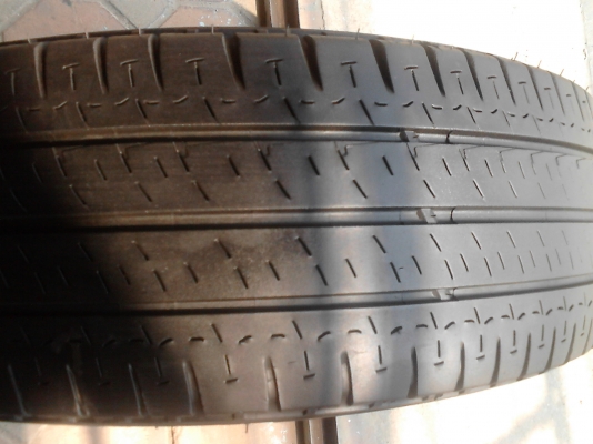 205/70R15 MICHELIN AGILIS    ชุด 4 เส้น TEL.081-427-3941
