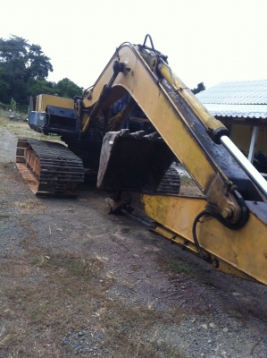 ขายอะใหล่ด่วน ขายเป็นอะใหล่ KOMATSU PC200-3