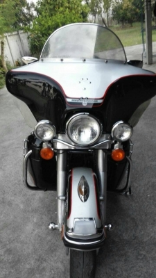 harlay davinson ultra claasic ปี1991 สวยปิ๊ง สีเดิมสนใจติดต่อได้ harlay davinson ultra claasic ปี1991 สวยปิ๊ง สีเดิมสนใจติดต่อได้