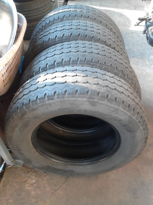 215/75R16 MAXXIS TRUCMAXX UE-168N ชุด 4 เส้น ปี 2012 TEL.081-427-3941
