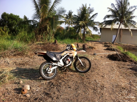 ขายรถวิบากแปลงมาจากtzr150แรงครับ