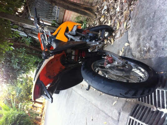 ขายรถวิบากแปลงมาจากtzr150แรงครับ