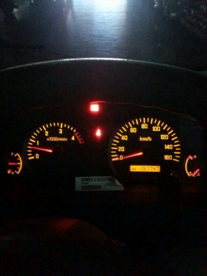 หกล้อ อีซูซุ NMR130แรงไม่ดั้ม สภาพเดิมสวยจัดอุปกรเดิมทุกชิ้นจากห้าง พร้อมใช้งาน ทะเบียนครบ