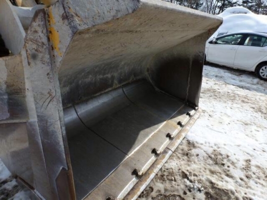 KOMATSU WA 300-3E นำเข้าจากญี่ปุ่น สวย เดิมๆ 090-986-2521 อ๊อบ