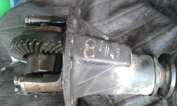 เฟื่องเบี้ยน ขาย 8/41 หลังเสื้อเหล็กใหญ่เต็ดหน้ามิเนียมใหญ่ เฟื่องเบี้ยน ขาย 8/41 หลังเสื้อเหล็กใหญ่เต็ดหน้ามิเนียมใหญ่