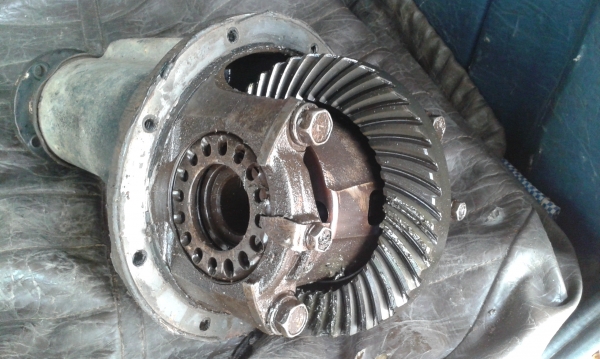 เฟื่องเบี้ยน ขาย 8/41 หลังเสื้อเหล็กใหญ่เต็ดหน้ามิเนียมใหญ่ เฟื่องเบี้ยน ขาย 8/41 หลังเสื้อเหล็กใหญ่เต็ดหน้ามิเนียมใหญ่