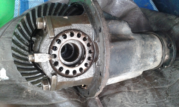 เฟื่องเบี้ยน ขาย 8/41 หลังเสื้อเหล็กใหญ่เต็ดหน้ามิเนียมใหญ่ เฟื่องเบี้ยน ขาย 8/41 หลังเสื้อเหล็กใหญ่เต็ดหน้ามิเนียมใหญ่