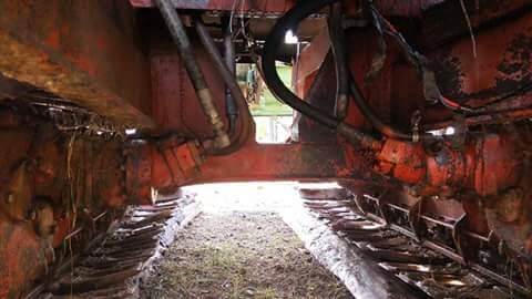 ขายรถเกี่ยวข้าวสามซุบอุ้ม 2.5 ตัน ปั้มไดกิด  22 ตัวเดิน 10 ราคา 360000