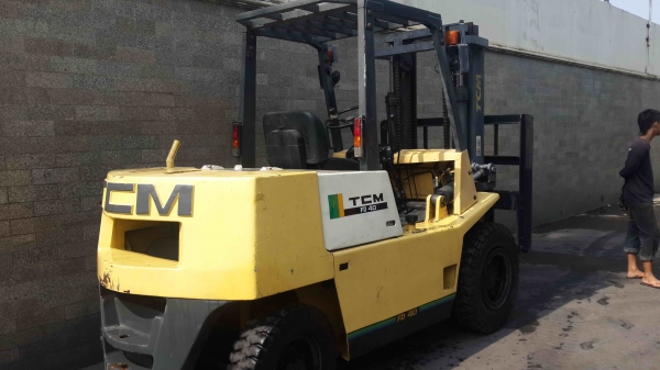ขาย รถโฟล์คลิฟท์ TCM 4 ตัน เกียคลัช