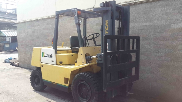 ขาย รถโฟล์คลิฟท์ TCM 4 ตัน เกียคลัช