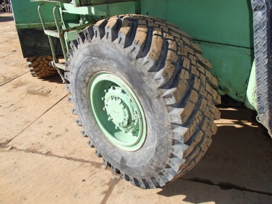 ขายรถตัก CAT 936E นำเข้าจากญี่ปุ่น ซีเรียลสูง 2,XXX. สวยมากครับ 090-986-2521 อ๊อบ