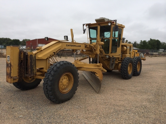 รถเกรด Caterpillar 140G motor grader รอนำเข้าจากอเมริกา สนใจโทร.080-6565422 (หนิง)
