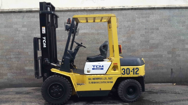 ขาย รถโฟล์คลิฟท์ TCM 3 ตัน เกียออโต้