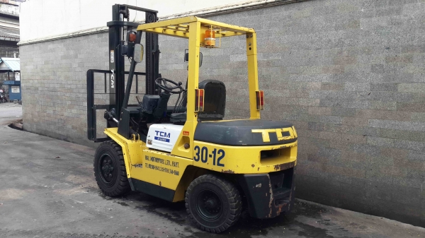 ขาย รถโฟล์คลิฟท์ TCM 3 ตัน เกียออโต้