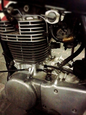 ขาย SR 400 เพิ่งประกอบไม่นาน 48000 ขาย SR 400 เพิ่งประกอบไม่นาน 48000