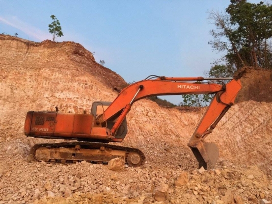 ขาย แบคโฮ HITACHI EX200
