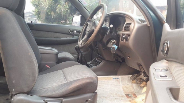 ขาย Ford ranger open cab ปี 48 สีเขียวสวยๆ ราคา 195,000 บาท +++++++++