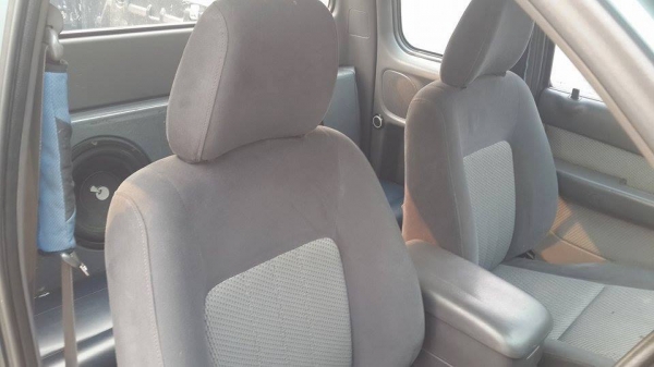 ขาย Ford ranger open cab ปี 48 สีเขียวสวยๆ ราคา 195,000 บาท +++++++++