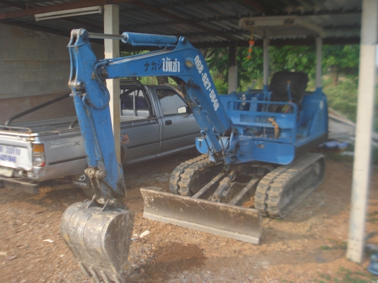 ขายรถแมคโครเล็ก pc30 พร้อมเทเลอร์