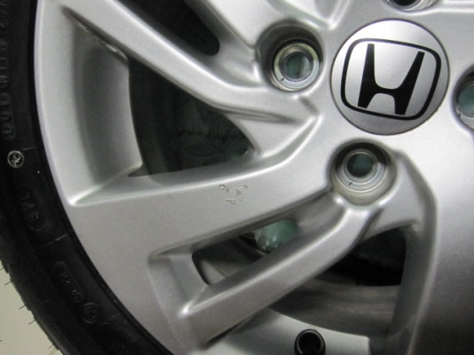 ขายล้อแม็กป้ายแดง ALL NEW JAZZ พร้อมยางขอบ 15 ราคาถูกๆ