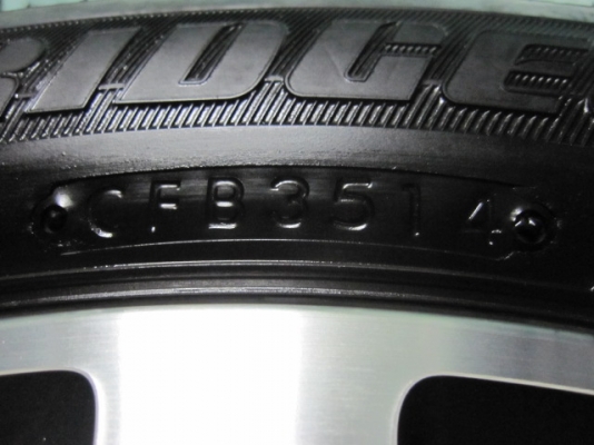 ขายล้อแม็กพร้อมยาง HONDA JAZZ ตัว TOP ขอบ 16 สภาพสวยๆ ราคาถูกๆ