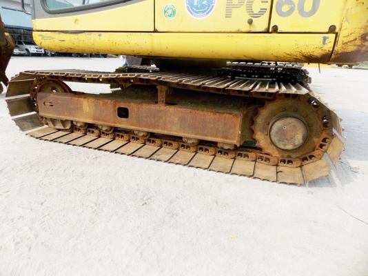 ขายรถขุด KOMATSU PC60-7 มีหลายคัน ขายรถขุด KOMATSU PC60-7 มีหลายคัน