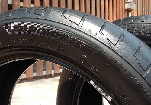 ยาง,205-50-16 Bridgestone RE002 ดอกหนาปี11 หนึ่งคู่ 2,000 ยาง,205-50-16 Bridgestone RE002 ดอกหนาปี11 หนึ่งคู่ 2,000