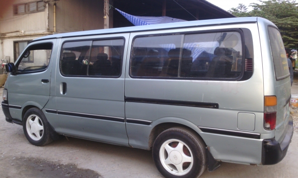 ฝากขายรถตู้หัจรวดสักคัน ฝากขายรถตู้หัจรวดสักคัน