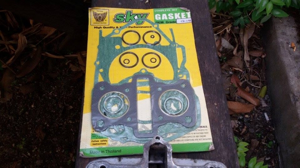 +++ขายเบาะยาว Honda CB175 ราคา1,650 บาท+++ กทม.