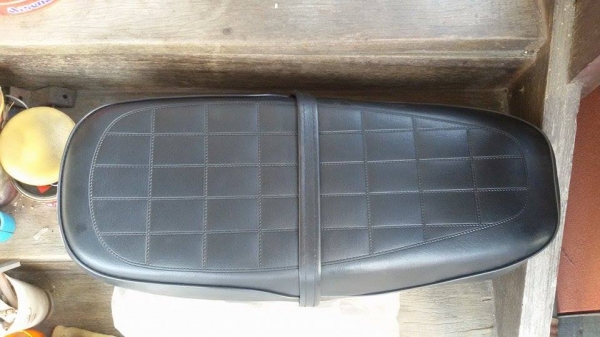 +++ขายเบาะยาว Honda CB175 ราคา1,650 บาท+++ กทม.