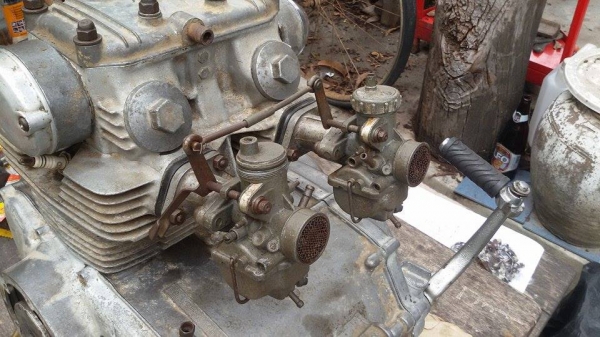 +++ขายเบาะยาว Honda CB175 ราคา1,650 บาท+++ กทม.