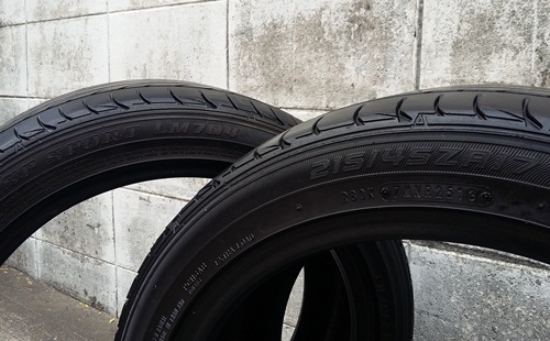 ยาง,215-45-17 DUNLOP-LM704 สภาพดีกลางปี13หนึ่งคู่ 2,700