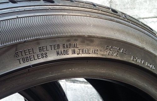 ยาง,215-45-17 DUNLOP-LM704 สภาพดีกลางปี13หนึ่งคู่ 2,700