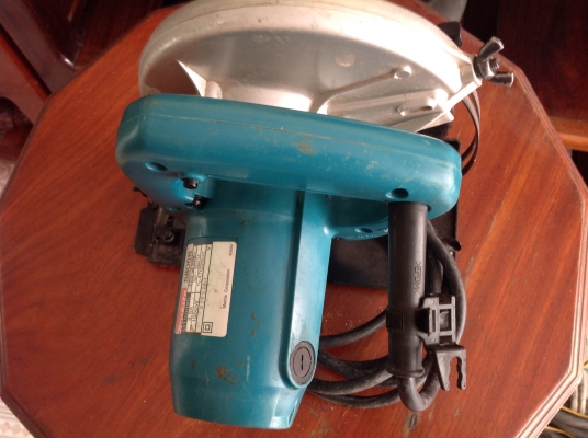 ขายเลื่อยวงเดือน makita 7นิ้ว