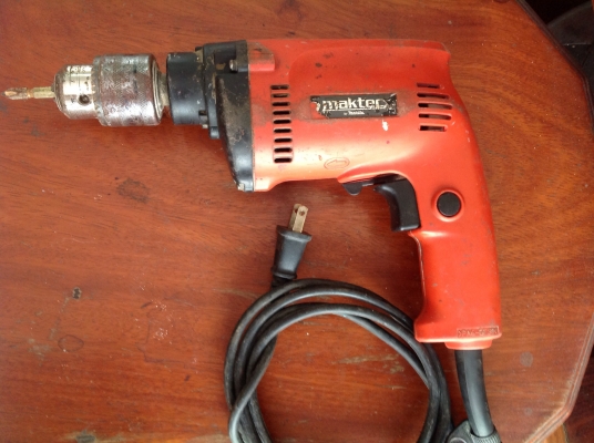 ขายสว่าน 4 หุน maktec รุ่น mt811 ขายสว่าน 4 หุน maktec รุ่น mt811