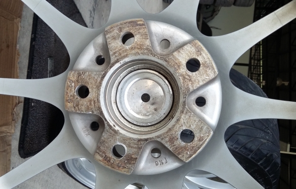 ล้อ,CE28 Silver 19'F8.5 R9.5 Off22 5/114 พร้อมยาง 57,000