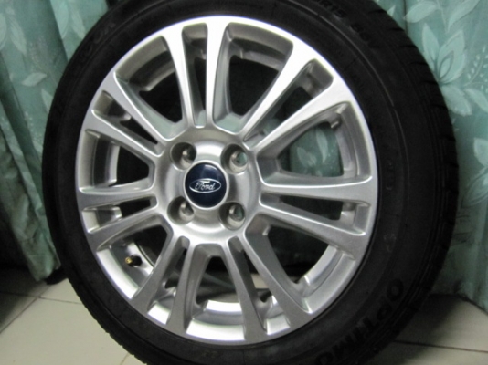 ขายล้อแม็ก Ford Fiesta ขอบ 15 พร้อมแถมยางป้ายแดง
