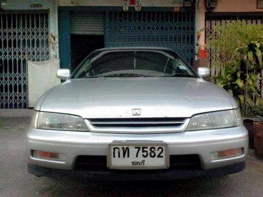 ขายครับ  แอคคอดท้ายเบน  เกียร์ออโต้   น้ำมัน  รถเดิมๆไม่เคยติดแก๊ส   ไฟฟ้า   เบาะกำมะยี่