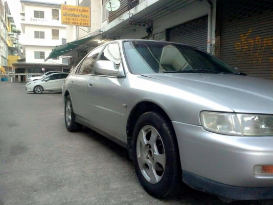 ขายครับ  แอคคอดท้ายเบน  เกียร์ออโต้   น้ำมัน  รถเดิมๆไม่เคยติดแก๊ส   ไฟฟ้า   เบาะกำมะยี่