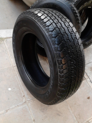 255/65R17 BRIDGESTONE DUELER H/T 840   ปี2012 มี 1 เส้น   TEL.081-427-3941
