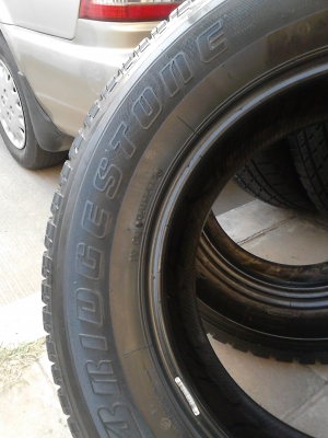 255/65R17 BRIDGESTONE DUELER H/T 840   ปี2012 มี 1 เส้น   TEL.081-427-3941