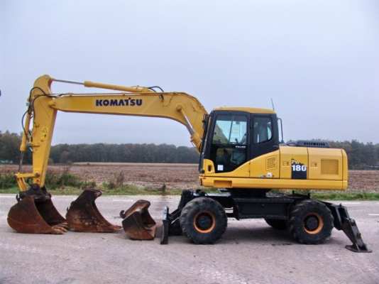 ขุดล้อยาง PW180-7K #K4**** 2006Y Tel : 098-858-5524 (Line), 092-269-9262 สามภพครับ