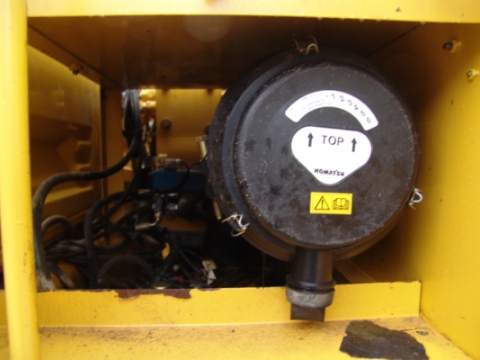 ขุดล้อยาง PW180-7K #K4**** 2006Y Tel : 098-858-5524 (Line), 092-269-9262 สามภพครับ