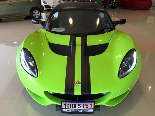 ขาย LOTUS ELISE ปี2011 รถออกศูนย์ Niche Cars ใหม่ 4.7 ล้านบาท สีเขียว เกียร์ธรรมดา 6 สปีด รถวิ่งน้อย 16000 กว่าโลแท้ เช็คระยะตลอด ไฟหน้า LED Day Light หลังคาแข็ง เปิดประทุนรับลมได้ครับ กุญแจรีโมท กระจกไฟฟ้า เครื่อง Alpine พร้อม Sub Box ภายในอะคันทาร่า เบา