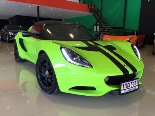ขาย LOTUS ELISE ปี2011 รถออกศูนย์ Niche Cars ใหม่ 4.7 ล้านบาท สีเขียว เกียร์ธรรมดา 6 สปีด รถวิ่งน้อย 16000 กว่าโลแท้ เช็คระยะตลอด ไฟหน้า LED Day Light หลังคาแข็ง เปิดประทุนรับลมได้ครับ กุญแจรีโมท กระจกไฟฟ้า เครื่อง Alpine พร้อม Sub Box ภายในอะคันทาร่า เบา