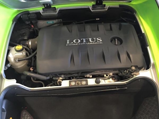 ขาย LOTUS ELISE ปี2011 รถออกศูนย์ Niche Cars ใหม่ 4.7 ล้านบาท สีเขียว เกียร์ธรรมดา 6 สปีด รถวิ่งน้อย 16000 กว่าโลแท้ เช็คระยะตลอด ไฟหน้า LED Day Light หลังคาแข็ง เปิดประทุนรับลมได้ครับ กุญแจรีโมท กระจกไฟฟ้า เครื่อง Alpine พร้อม Sub Box ภายในอะคันทาร่า เบา